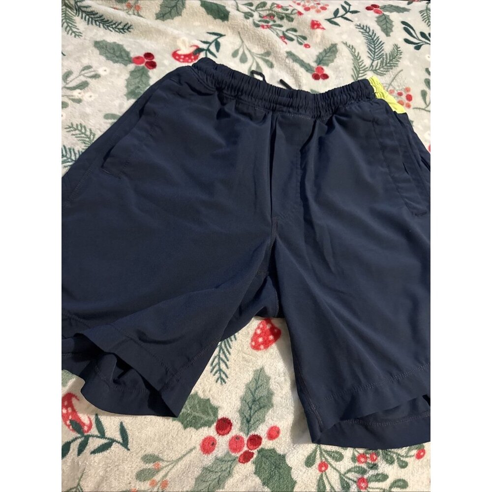 mens bird dogs shorts medium ( See Measurements )